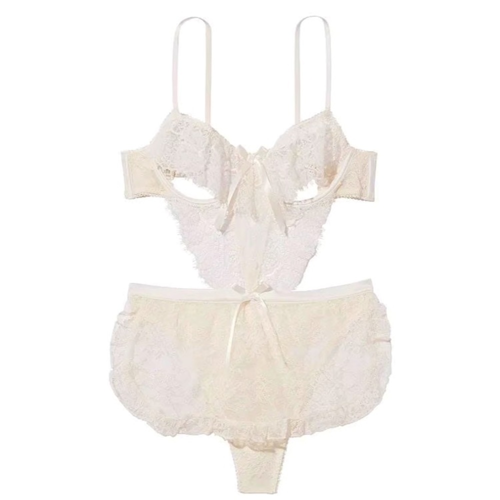 BNWT Victorias Secret Dreamer teddy in coconut white
